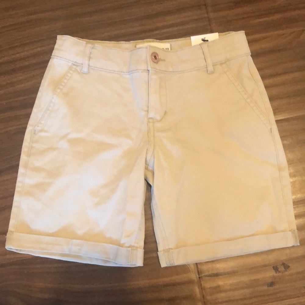 Abercrombie kids uniform shorts, size 11/12